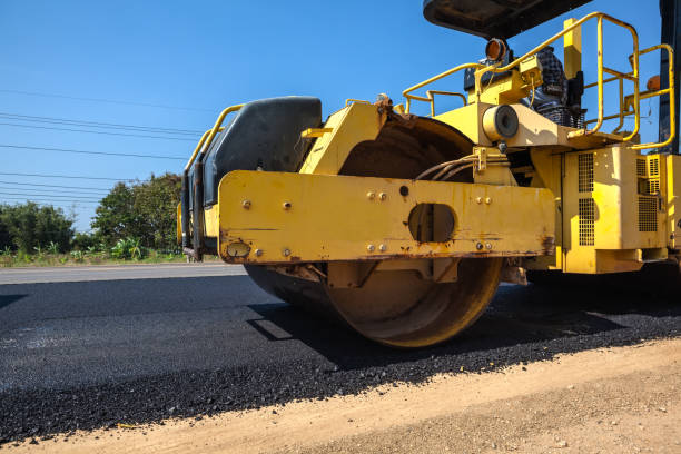 Best Professional Driveway Pavers  in Bolivar, MO